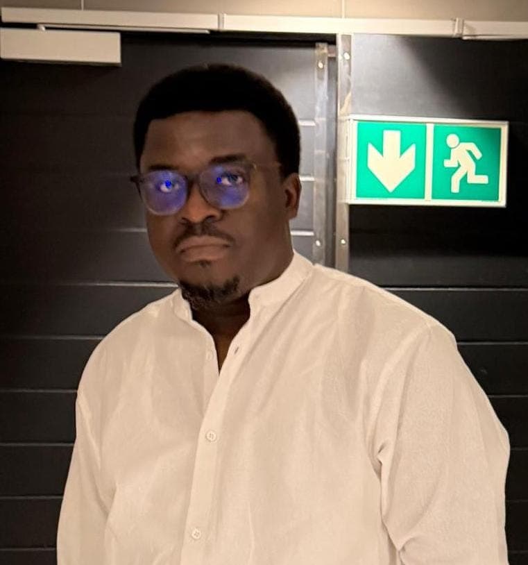 Dr Chika Nwabueze